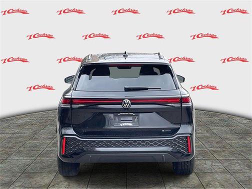 2026 Volkswagen Tiguan 2.0T SE R-Line Black 4MOTION