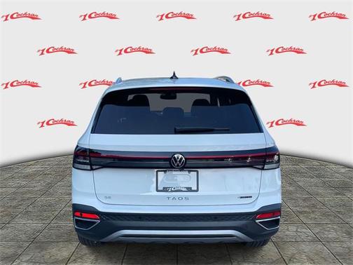 2025 Volkswagen Taos 1.5T SE