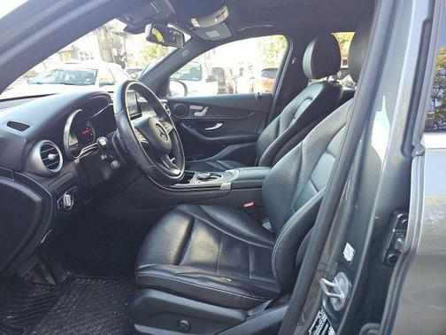 2018 Mercedes-Benz GLC 300 Base