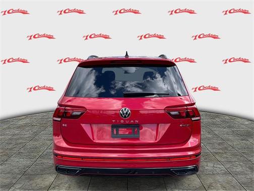 2024 Volkswagen Tiguan 2.0T SE R-Line Black 4MOTION