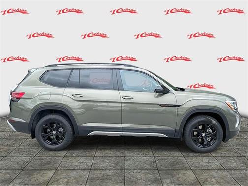 2025 Volkswagen Atlas 2.0T Peak Edition