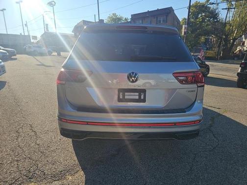 2024 Volkswagen Tiguan 2.0T SE R-Line Black 4MOTION