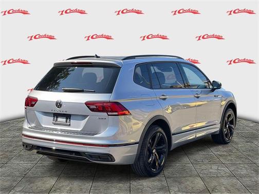 2024 Volkswagen Tiguan 2.0T SE R-Line Black 4MOTION
