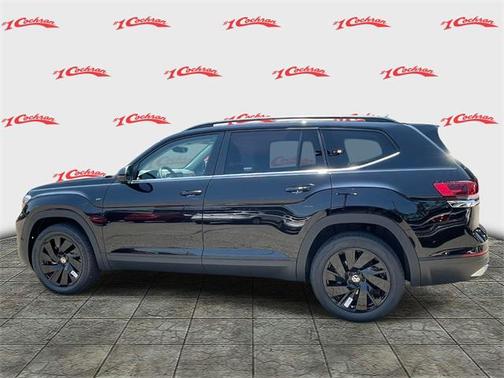 2025 Volkswagen Atlas 2.0T SE w/Technology 4MOTION