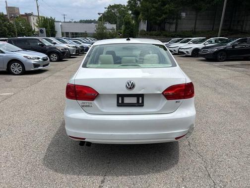 2014 Volkswagen Jetta Auto SE w/Connectivity