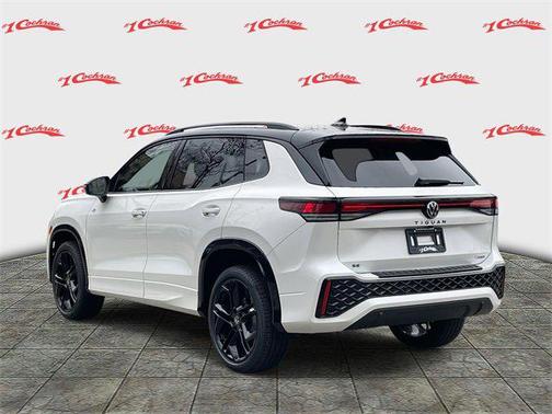 2026 Volkswagen Tiguan 2.0T SE R-Line Black 4MOTION