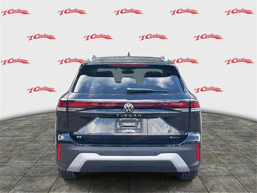 2025 Volkswagen Tiguan 2.0T SE 4MOTION