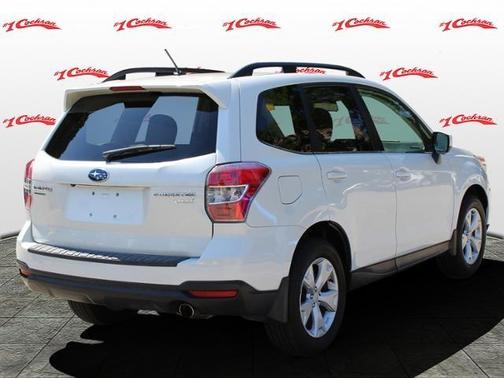 Photo 3 of 32 of 2015 Subaru Forester 2.5i Limited