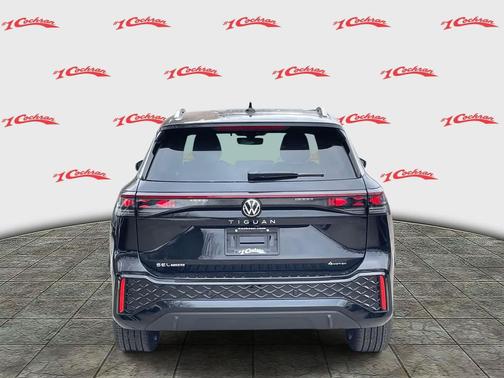 2026 Volkswagen Tiguan 2.0T SEL R-Line 4MOTION