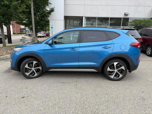 Caribbean Blue 2018 Hyundai TUCSON Limited