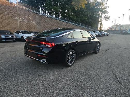 2021 Kia K5 EX