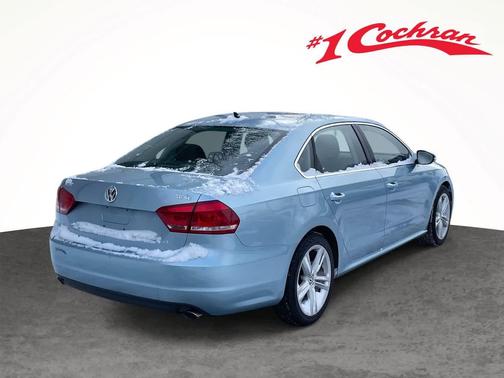 2012 Volkswagen Passat 3.6 SE