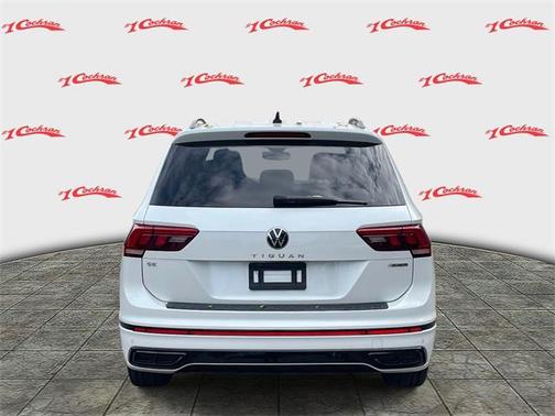 2022 Volkswagen Tiguan 2.0T SE R-Line Black 4MOTION