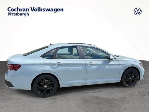 Monument Gray 2026 Volkswagen Jetta 1.4T SE