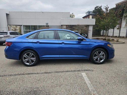 2023 Volkswagen Jetta 1.5T SE