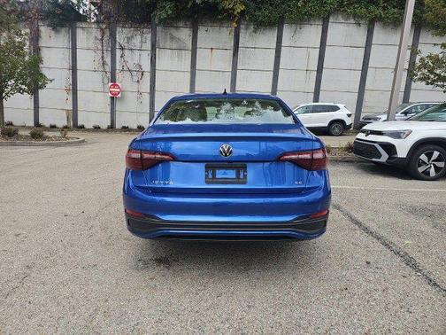 2023 Volkswagen Jetta 1.5T SE