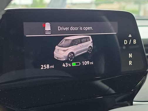 Candy White 2025 Volkswagen ID. Buzz Pro S