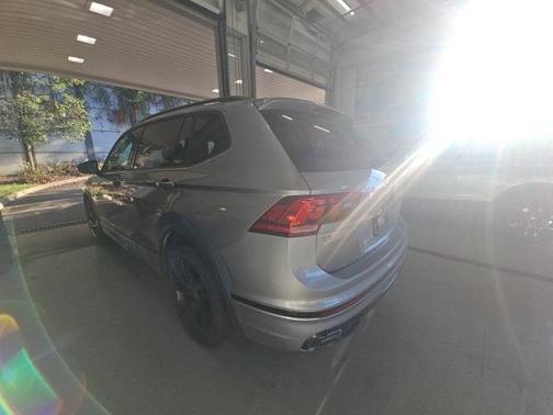 2024 Volkswagen Tiguan 2.0T SE R-Line Black 4MOTION