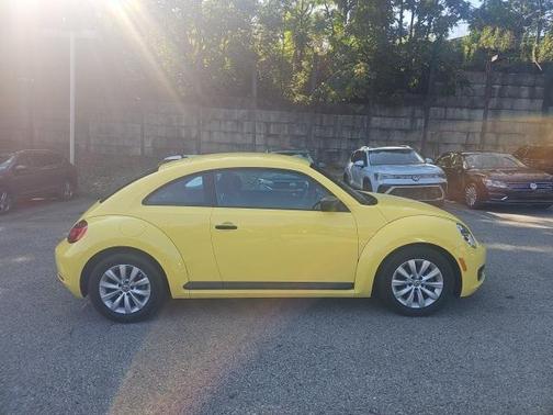 2015 Volkswagen Beetle 1.8T