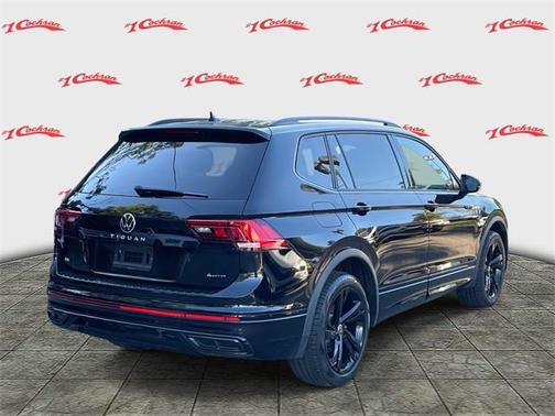 2023 Volkswagen Tiguan 2.0T SE R-Line Black 4MOTION