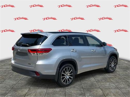 2018 Toyota Highlander SE