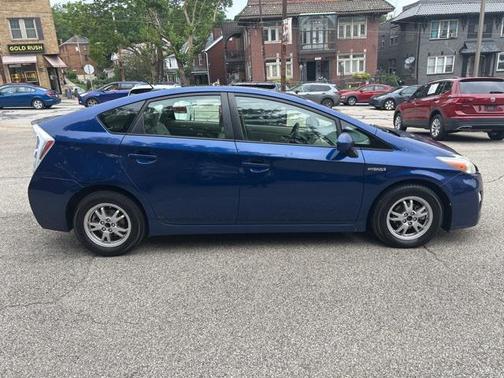 2010 Toyota Prius One
