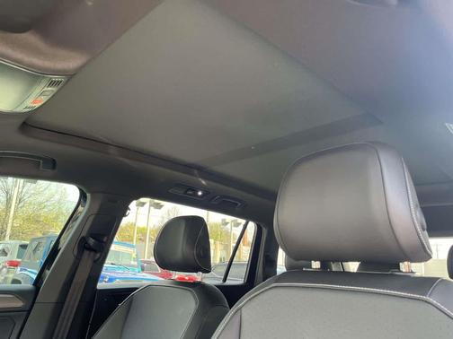 2024 Volkswagen Tiguan 2.0T SE R-Line Black 4MOTION