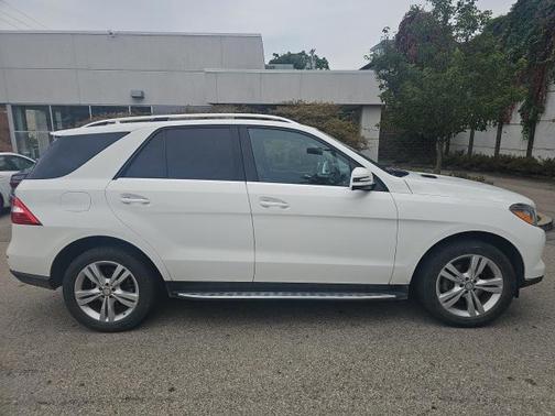 2015 Mercedes-Benz M-Class 4MATIC