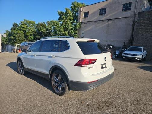 2021 Volkswagen Tiguan 2.0T SEL