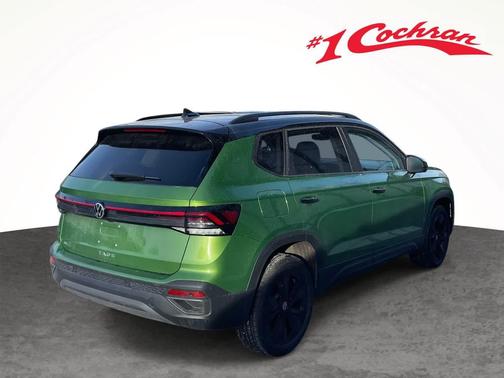 2025 Volkswagen Taos 1.5T SE Black