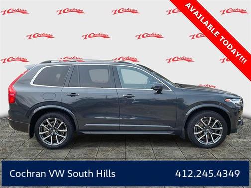 2016 Volvo XC90 T6 Momentum