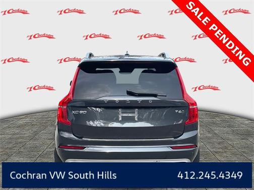 2016 Volvo XC90 T6 Momentum