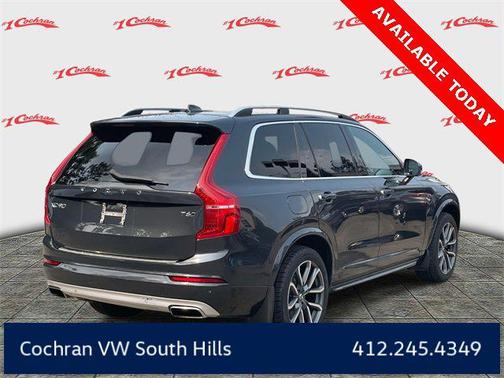 2016 Volvo XC90 T6 Momentum
