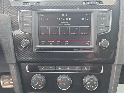 2017 Volkswagen Golf GTI 2.0T S 4-Door