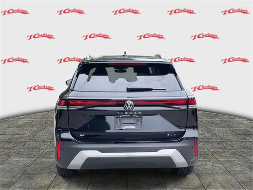 2025 Volkswagen Tiguan 2.0T SE 4MOTION
