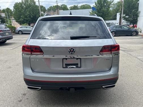 2022 Volkswagen Atlas 3.6L SE w/Technology