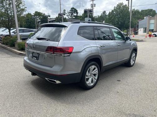 2022 Volkswagen Atlas 3.6L SE w/Technology