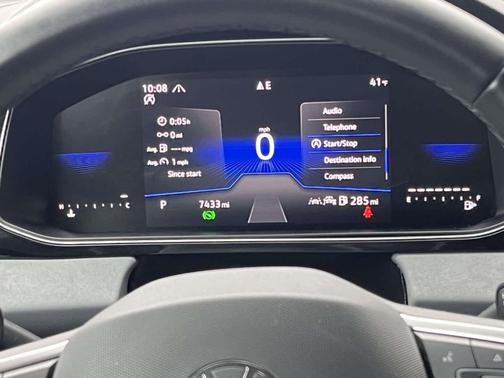 Opal White Pearl 2025 Volkswagen Jetta 1.5T SE