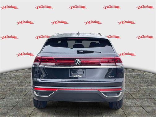 2025 Volkswagen Atlas Cross Sport 2.0T SE