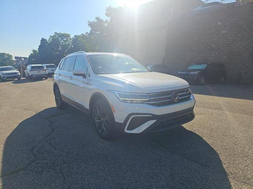 2022 Volkswagen Tiguan 2.0T SE 4MOTION