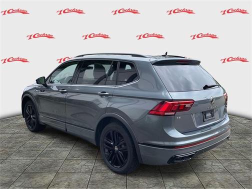 2022 Volkswagen Tiguan 2.0T SE R-Line Black 4MOTION