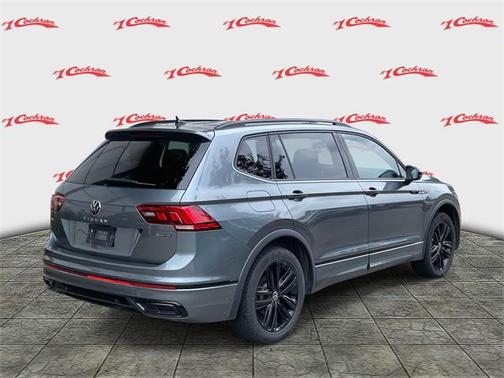 2022 Volkswagen Tiguan 2.0T SE R-Line Black 4MOTION