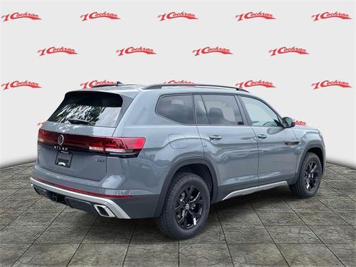 2025 Volkswagen Atlas 2.0T Peak Edition