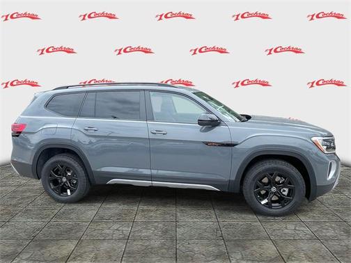 2025 Volkswagen Atlas 2.0T Peak Edition