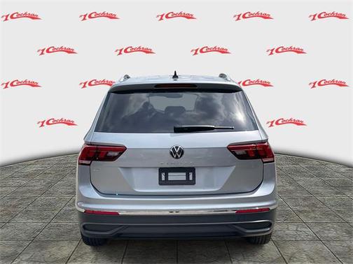 2024 Volkswagen Tiguan 2.0T SE