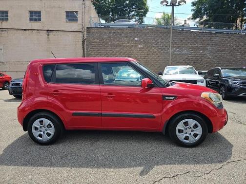 2013 Kia Soul Base