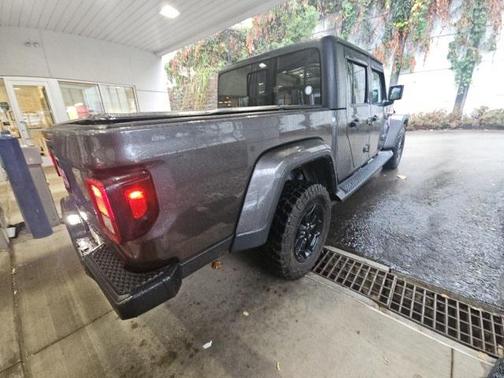 2021 Jeep Gladiator Willys 4x4