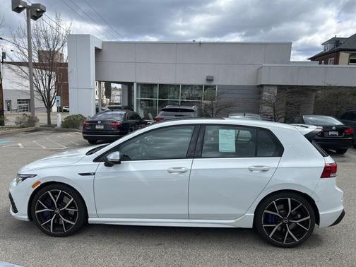 2024 Volkswagen Golf R 2.0T Manual