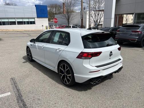 2024 Volkswagen Golf R 2.0T Manual