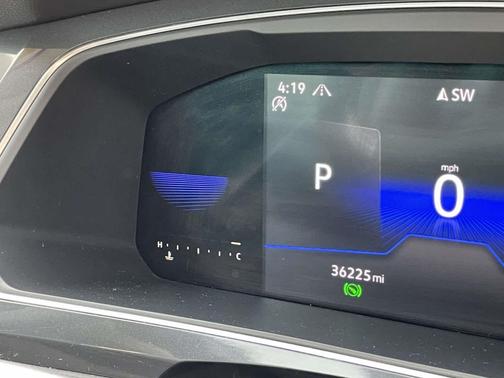 Platinum Gray Metallic 2022 Volkswagen Tiguan 2.0T SE 4MOTION